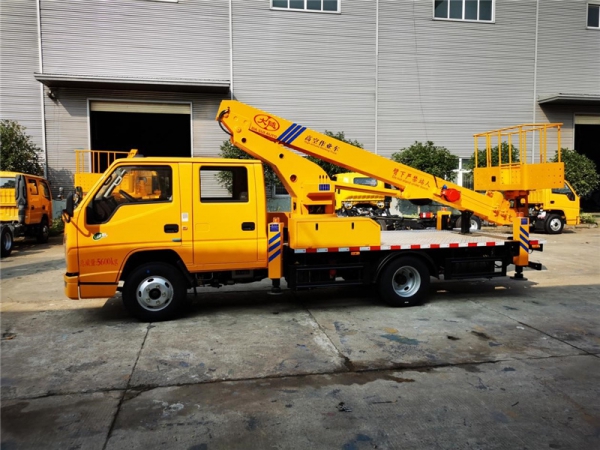 國(guó)六18S江铃双排高空作业车