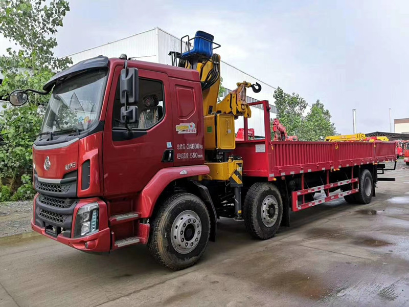 國(guó)六柳汽前四後(hòu)八新品上市