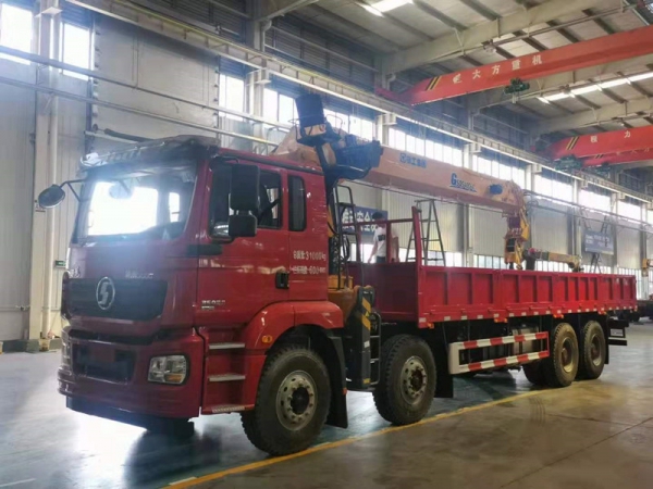 國(guó)六陕汽德龙前四後(hòu)八350马力徐工16四节G型